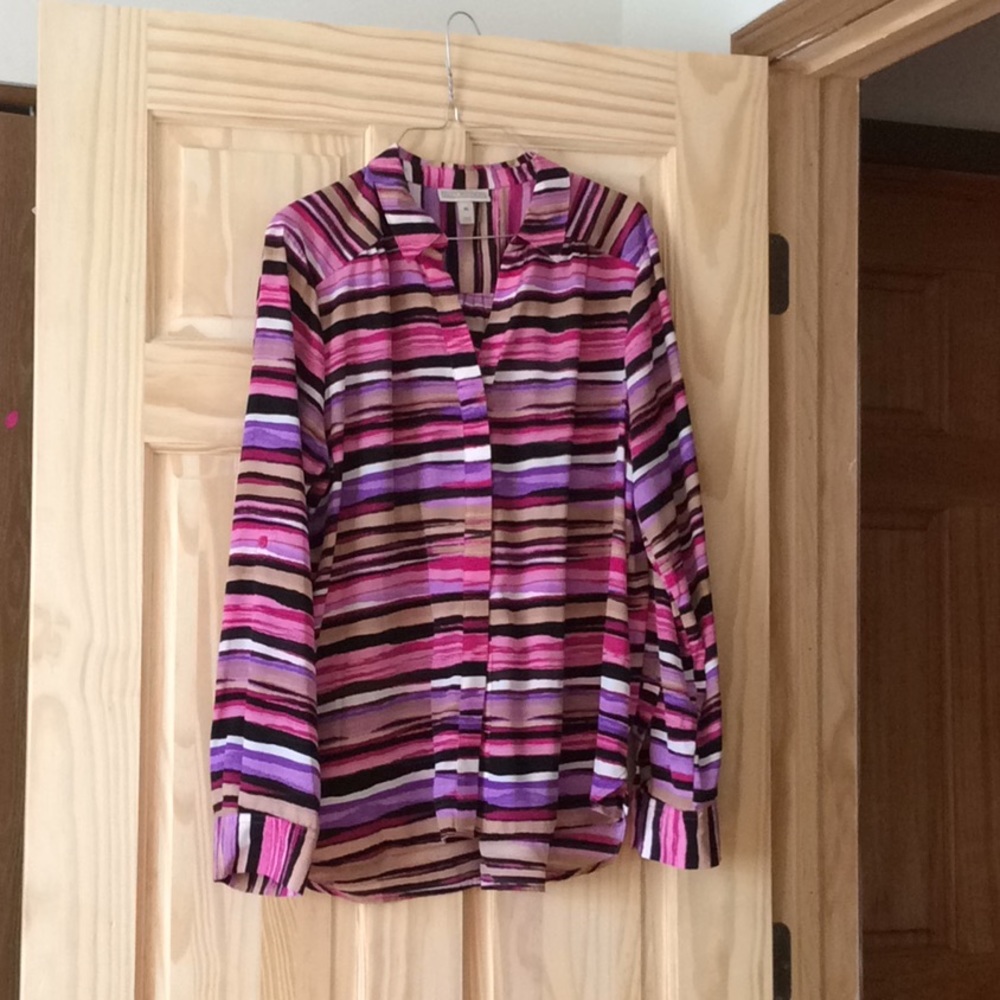 Multi color button down shirt. Also have in green! Anything $10 and under, firm